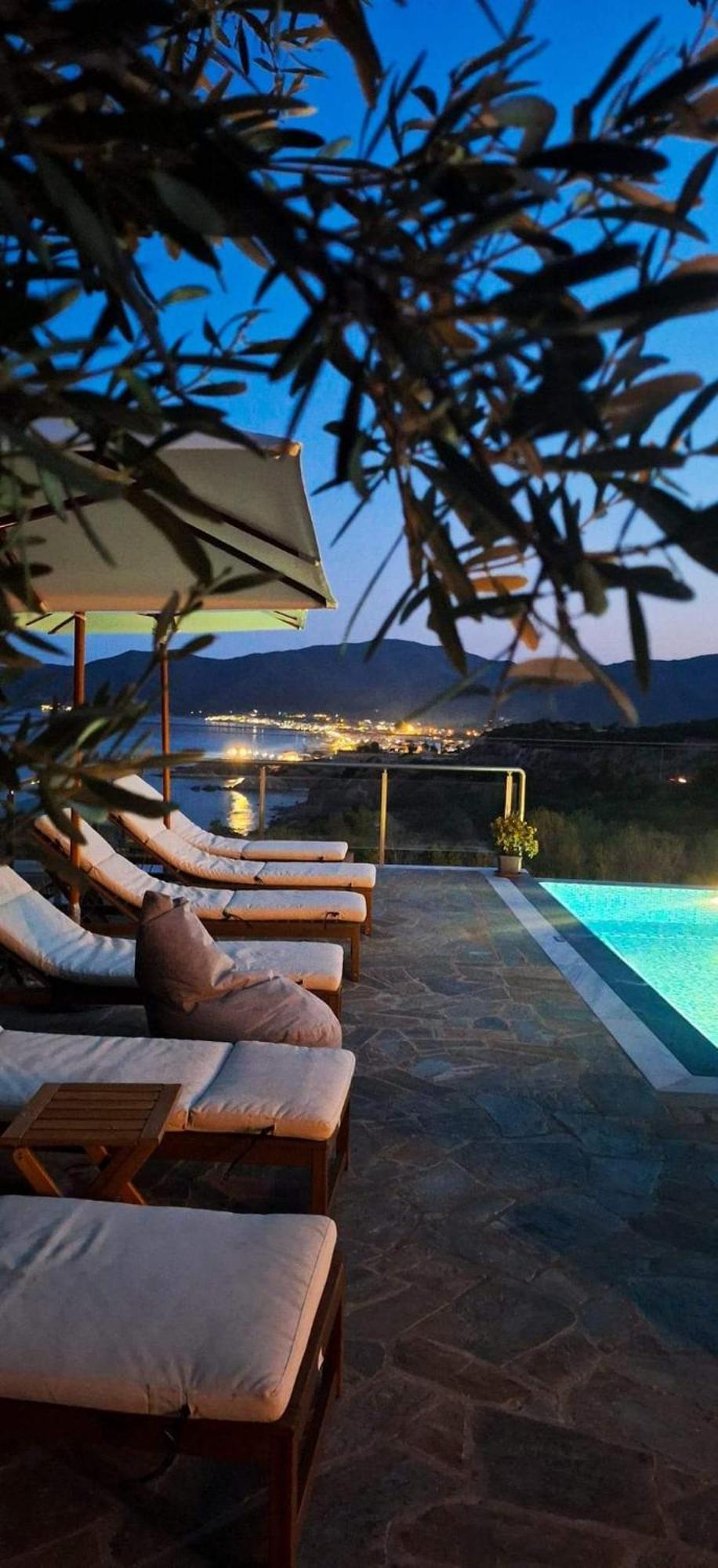 Sarti Thea Hotel Bagian luar foto